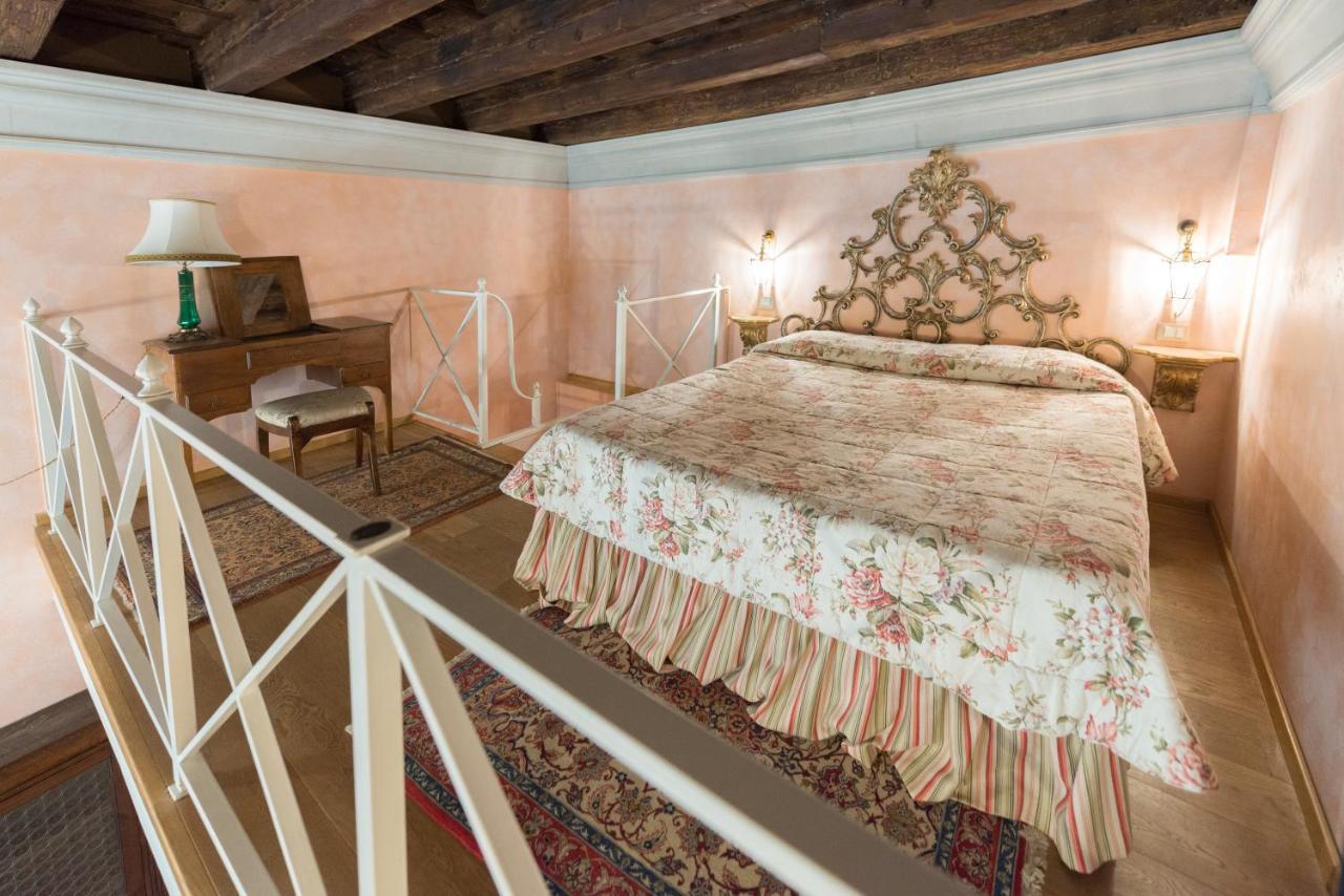 フィレンツェ コルテ デイ ネリ Bed & Breakfast エクステリア 写真